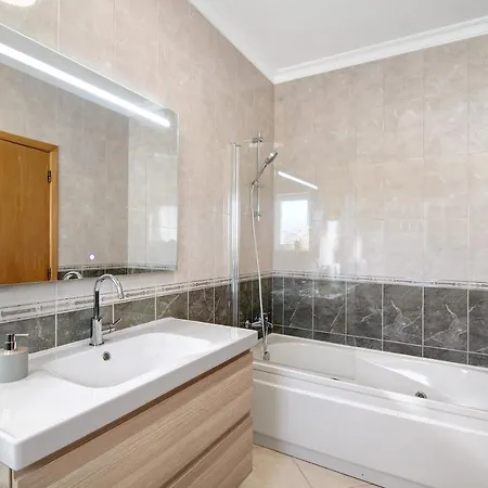 Villa Casa Mar-a-vila *